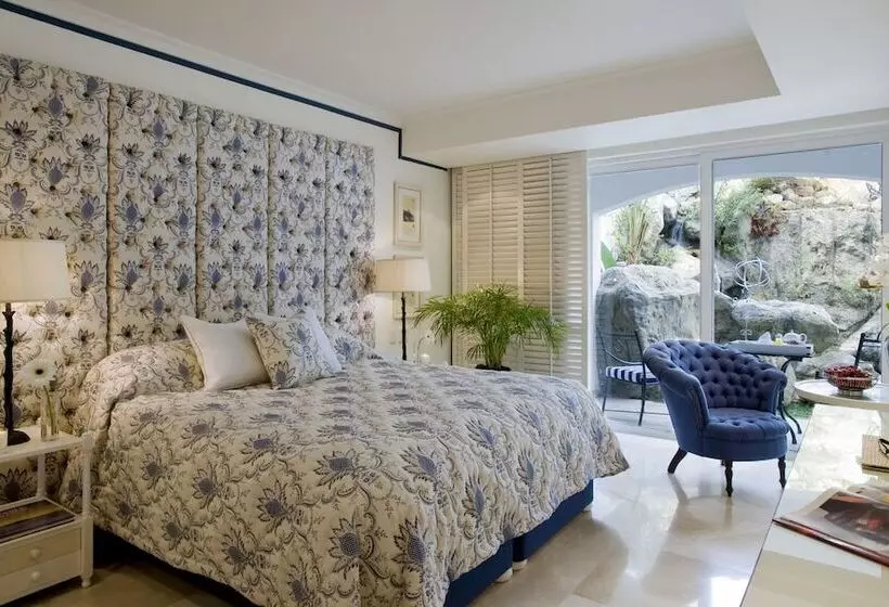 اتاق استاندارد, Twelve Apostles Hotel & Spa
