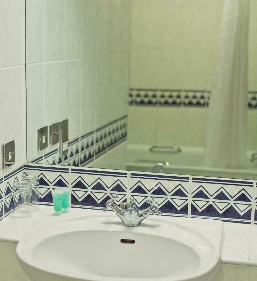 スタンダードルーム, Abbey Lodge