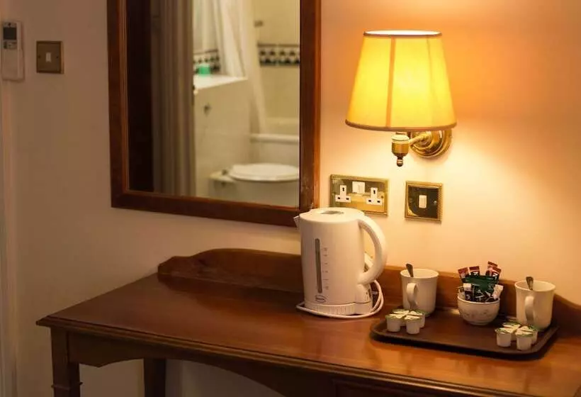 スタンダードトリプルルーム, Abbey Lodge
