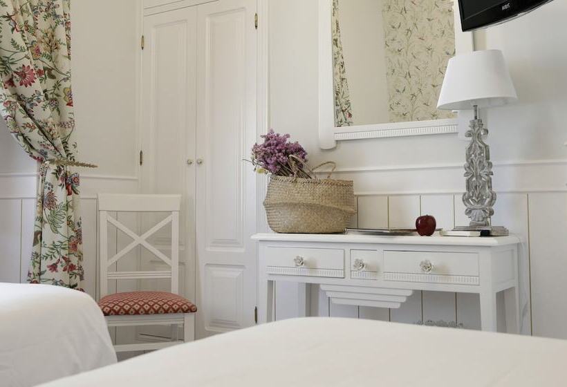 اتاق استاندارد, Basic Hotel Puerta De Sevilla