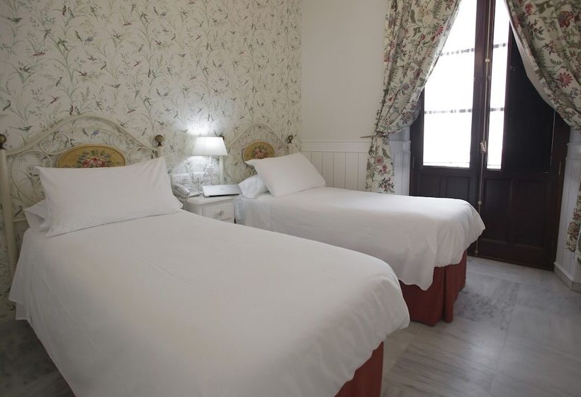اتاق استاندارد, Basic Hotel Puerta De Sevilla