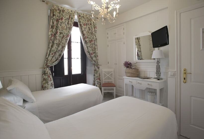 اتاق استاندارد, Basic Hotel Puerta De Sevilla