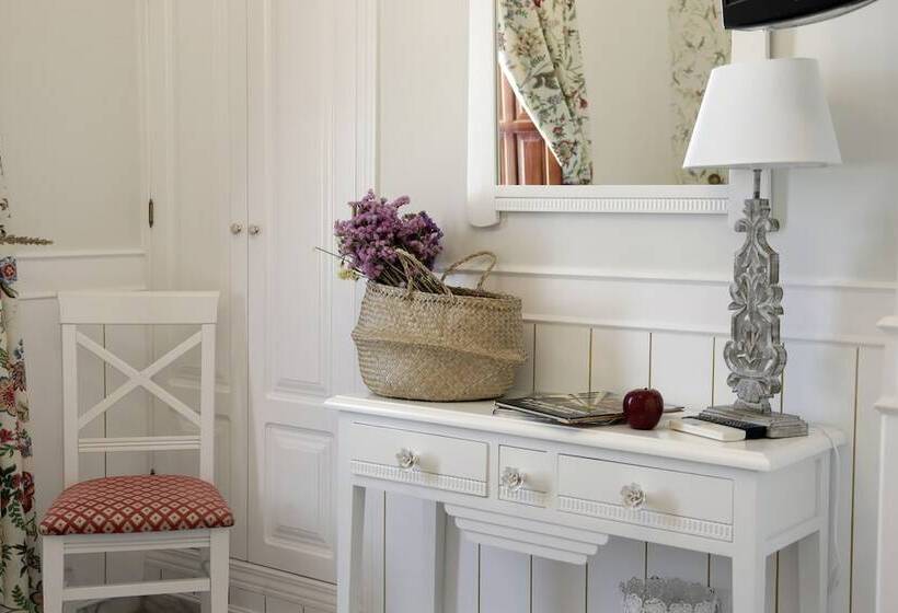 اتاق استاندارد, Basic Hotel Puerta De Sevilla