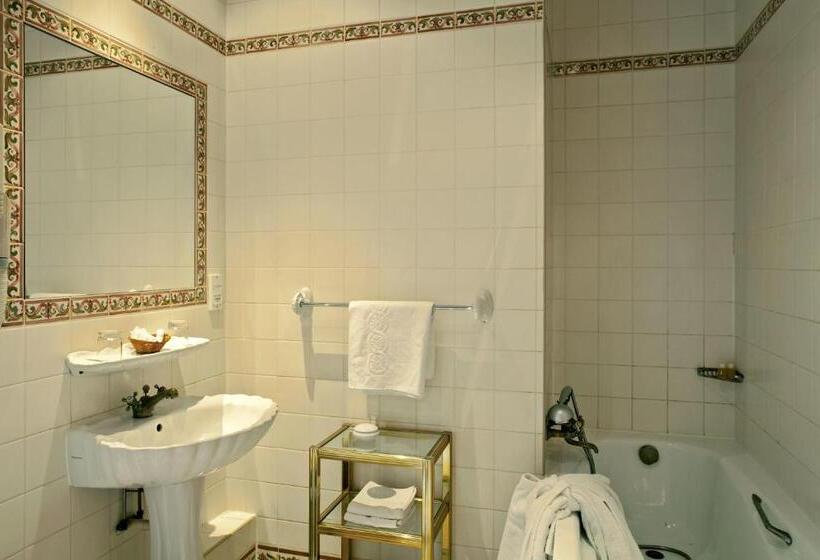 スタンダードルーム, Chateau Des Reynats