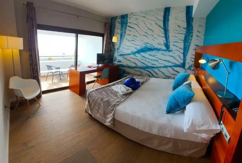 اتاق استاندارد, Costa Calero Thalasso & Spa