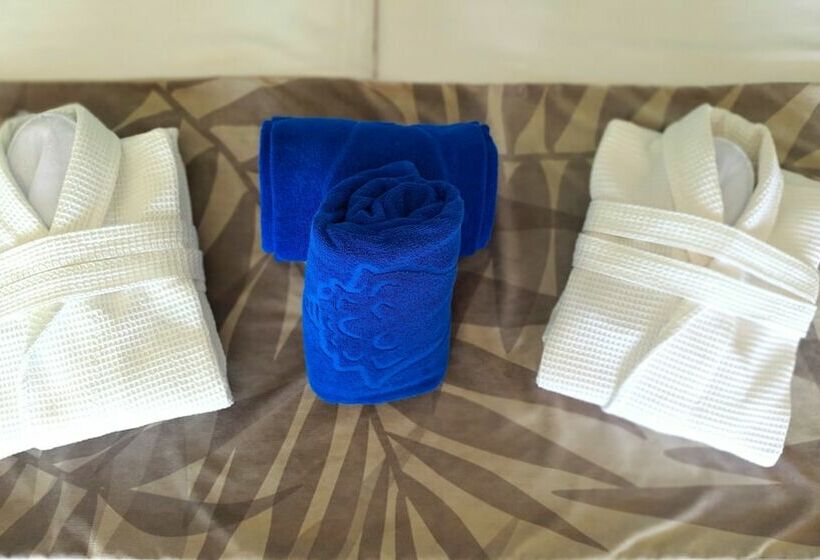 סוויטת ג'וניור, Costa Calero Thalasso & Spa
