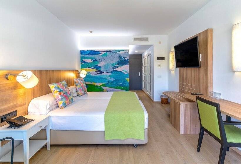 חדר סופריור נוף לגינה, Costa Calero Thalasso & Spa