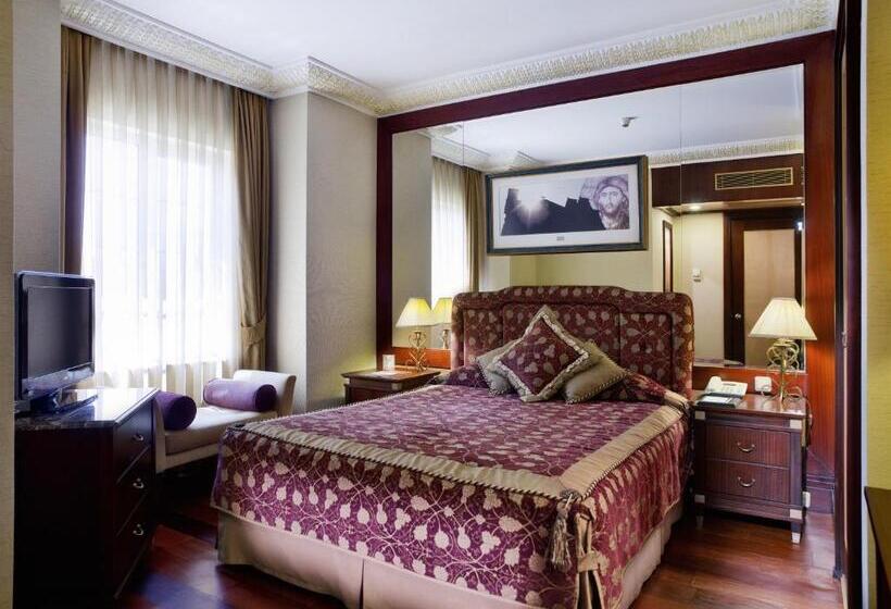 Suite with Hot Tub, Eresin Hotels Sultanahmet   Boutique Class