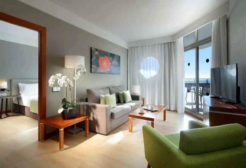 سوییت با چشم‌انداز دریا, Eurostars Las Salinas