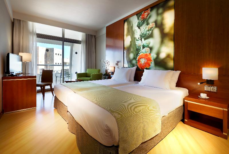 Полулюкс, Eurostars Las Salinas