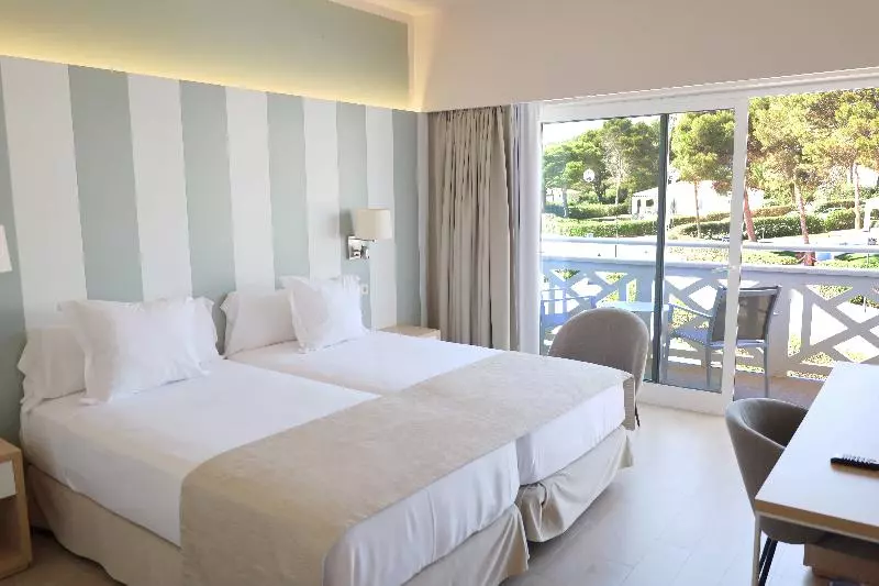 سوییت جونیور, Eurostars Las Salinas