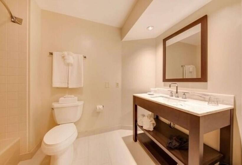 Номер Стандарт 2 Двуспальные Кровати, Heritage Hotel, Golf, Spa & Conference Center, Bw Premier Collection