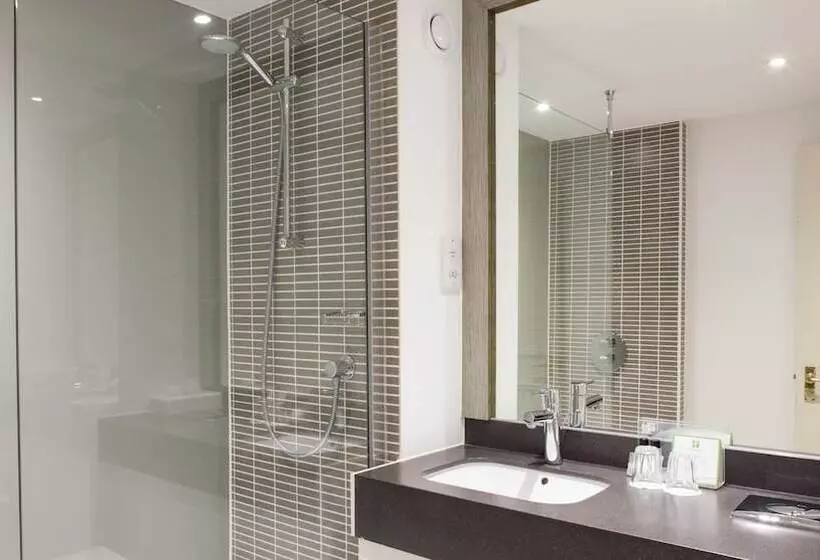 身障者適用スタンダードルーム, Holiday Inn Chester South, An Ihg