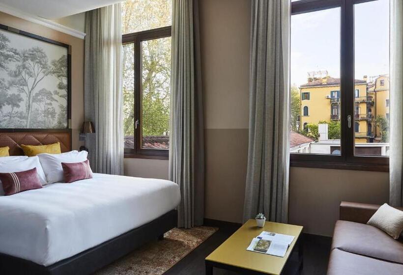 Люкс Кровать Кинг, Indigo Venice Sant Elena, An Ihg