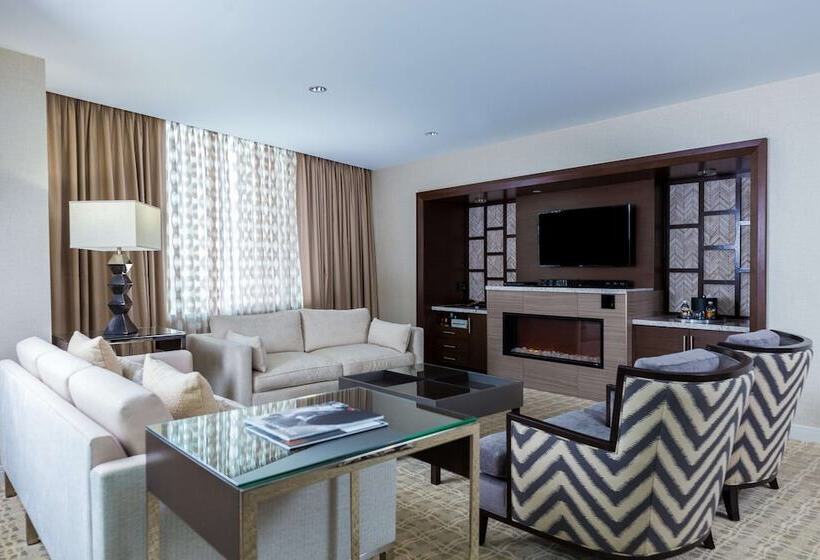 디럭스 스위트, Mohegan Sun