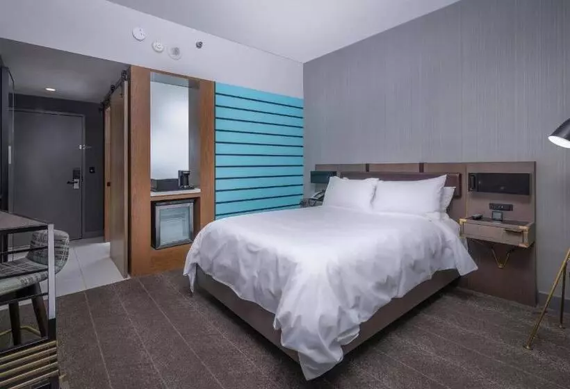 Standard-huone, Renaissance Reno Downtown Hotel & Spa