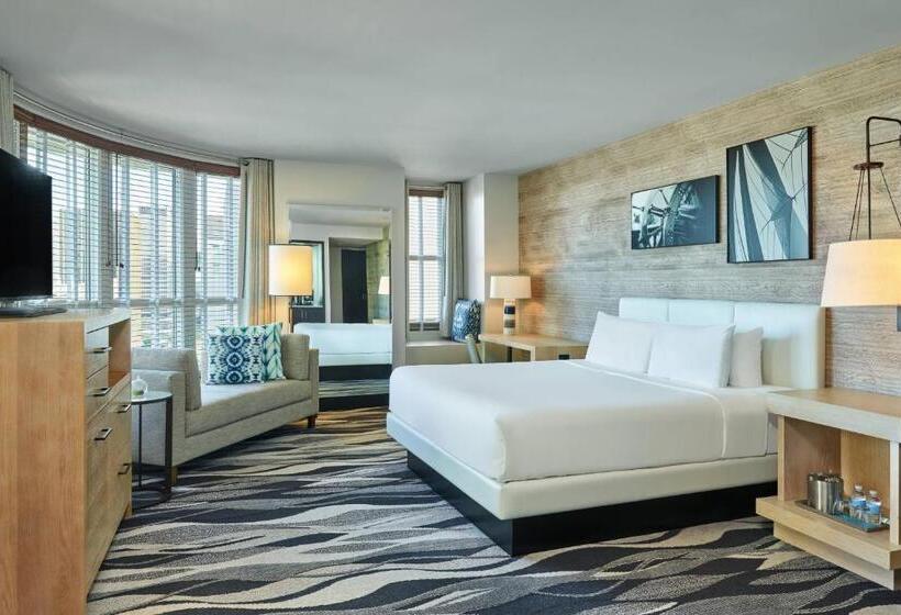 이그제큐티브 룸, Republic San Diego, Autograph Collection