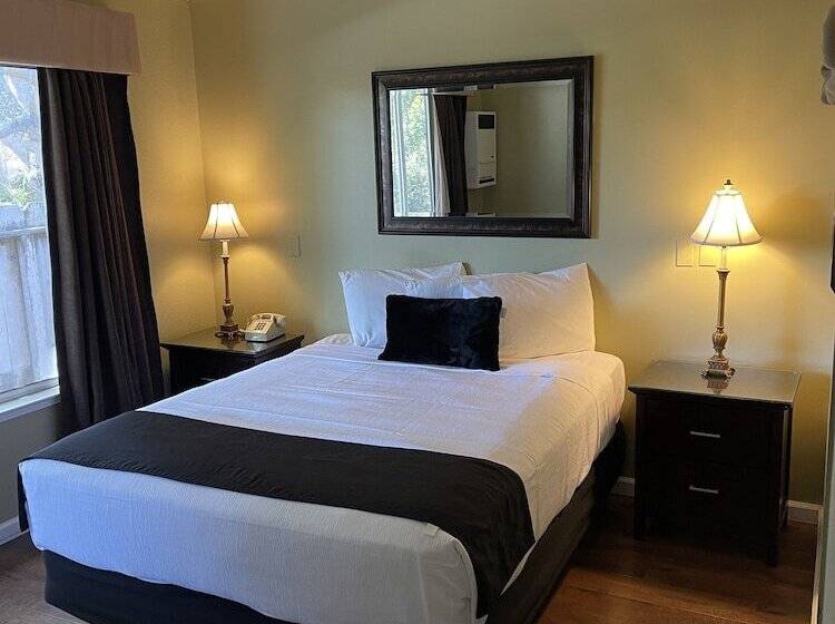 스탠다드 룸 더블 침대, Sea Breeze Inn  Pacific Grove