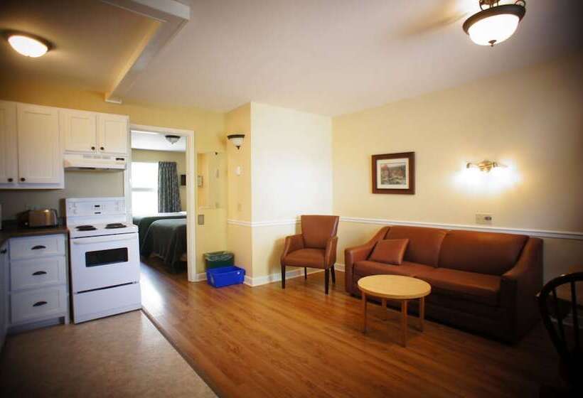 Люкс, Silverwood Inn & Suites