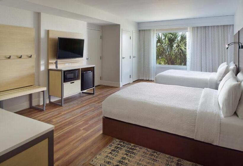 스탠다드 스튜디오, Springhill Suites By Marriott Pensacola Beach