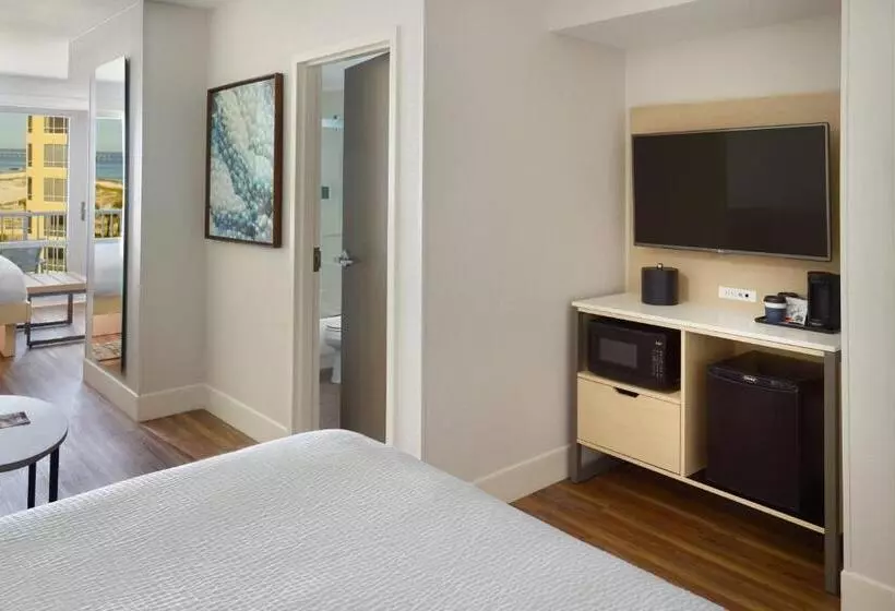 スタンダードスタジオ, Springhill Suites By Marriott Pensacola Beach