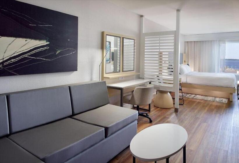 스탠다드 스튜디오 킹침대, Springhill Suites By Marriott Pensacola Beach