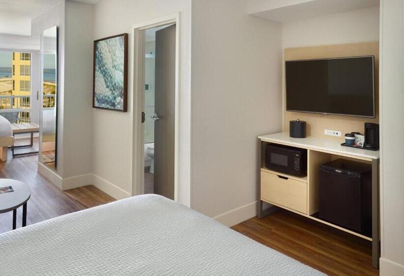 스탠다드 스튜디오 풀장 전망, Springhill Suites By Marriott Pensacola Beach