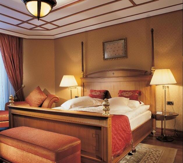 سوئیت با چشمانداز, The Central Palace Taksim