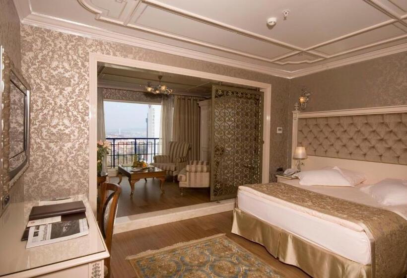 سوئیت با چشمانداز, The Central Palace Taksim