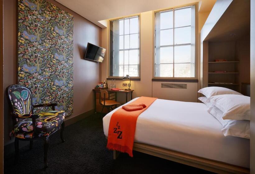 Clubrum, Marrable S Farringdon