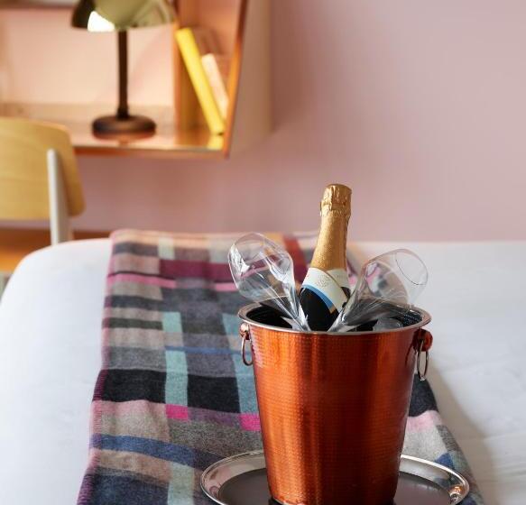 Standardrum, Marrable S Farringdon