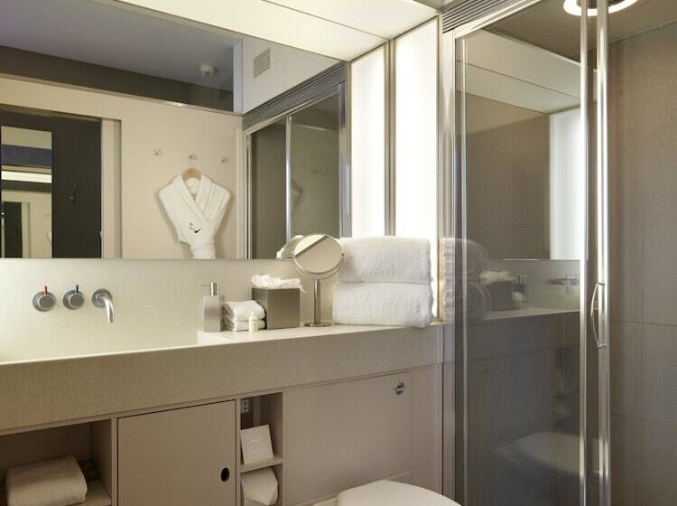 Clubrum, Marrable S Farringdon