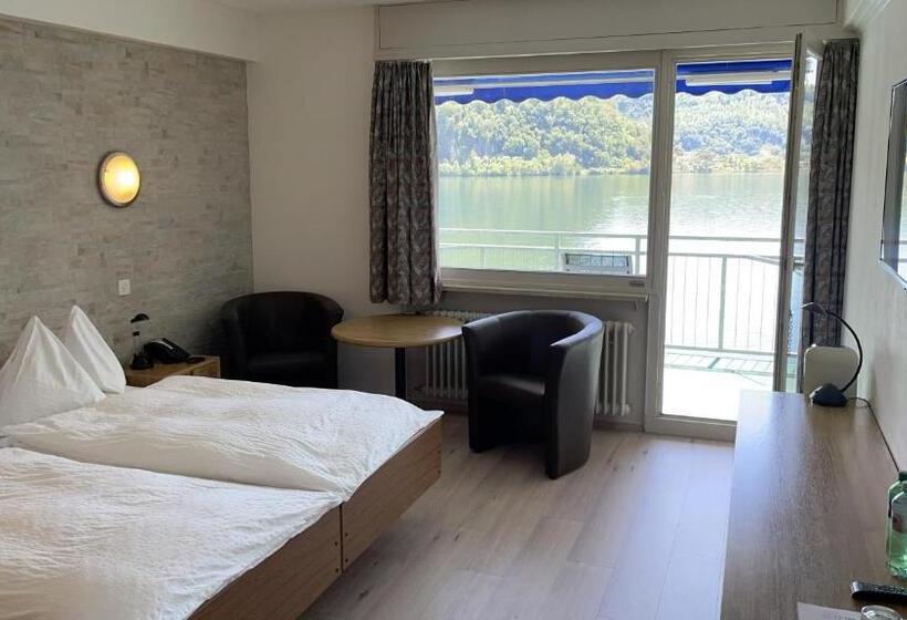 חדר סטנדרט, Tresa Bay