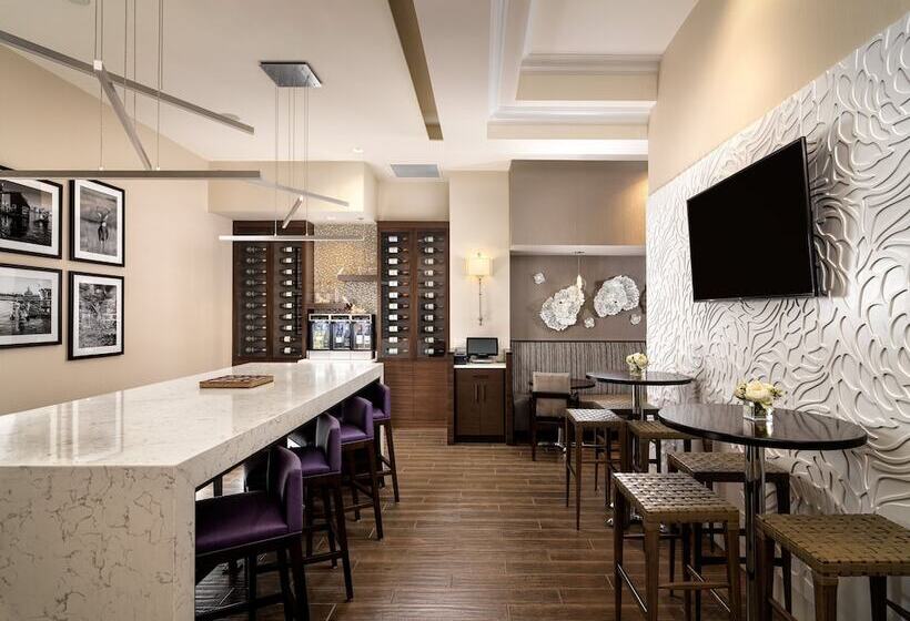 クラブルーム, Victoria Marriott Inner Harbour
