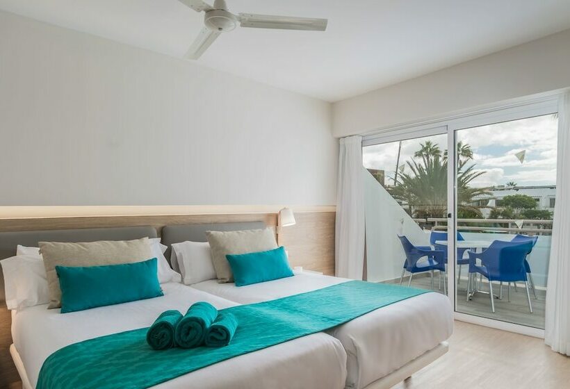 סוויטת ג'וניור עם מרפסת, Playa Park Zensation