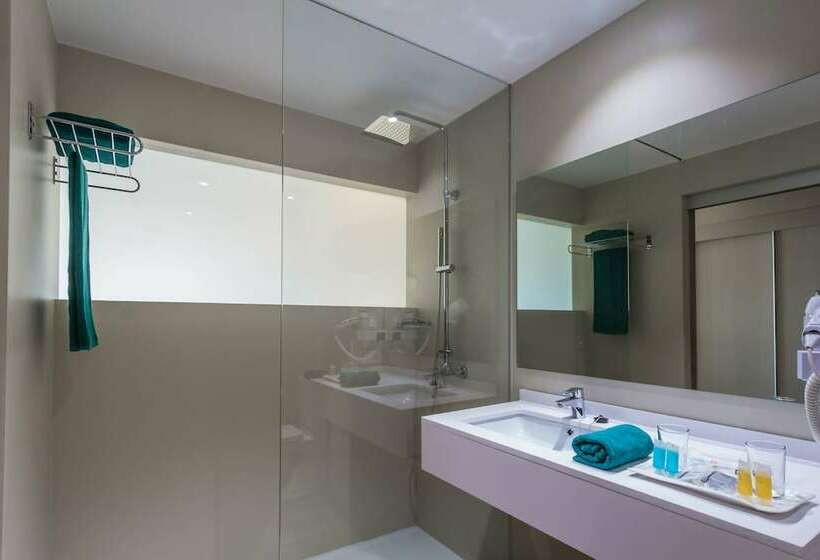 סוויטת ג'וניור עם מרפסת, Playa Park Zensation