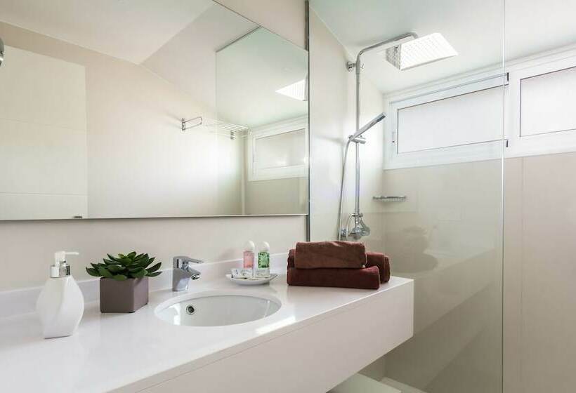 סוויטת ג'וניור עם מרפסת, Playa Park Zensation