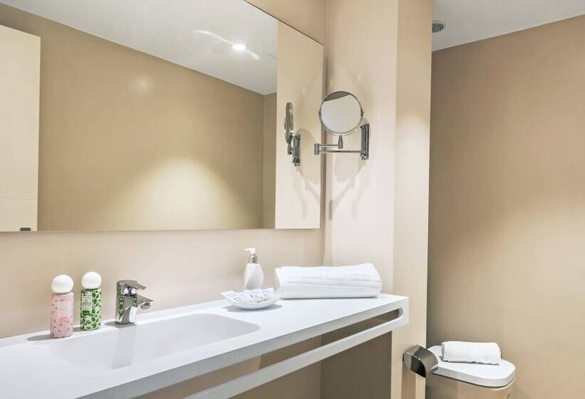 סוויטת ג'וניור עם מרפסת, Playa Park Zensation