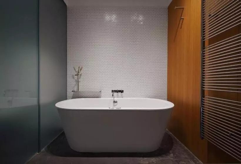 سوییت جونیور, Son Brull Hotel & Spa