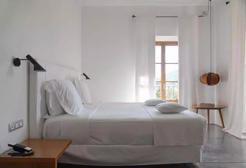 سوییت جونیور, Son Brull Hotel & Spa