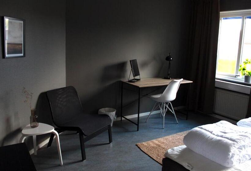 Номер Стандарт, De La Gardie Park Vandrarhem Hostel