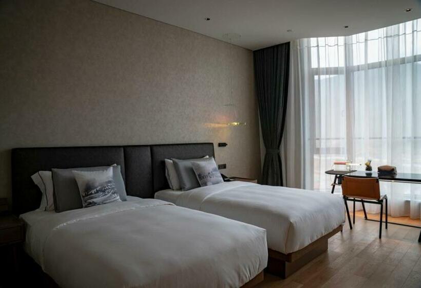 חדר סטנדרט, 35