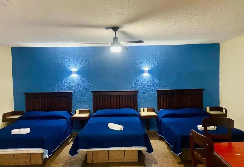 コンフォートトリプルルーム, Cabañas Santa Cruz