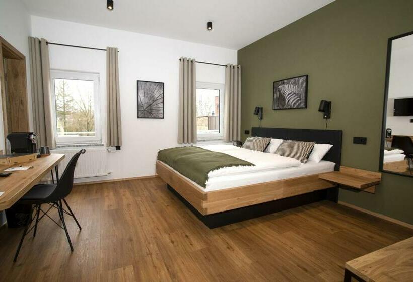 스탠다드 룸, Holzfellas Home