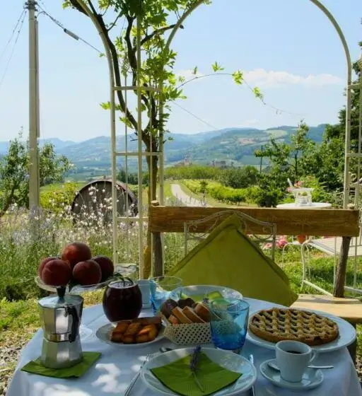スタンダードルーム, Tre Colline In Langa