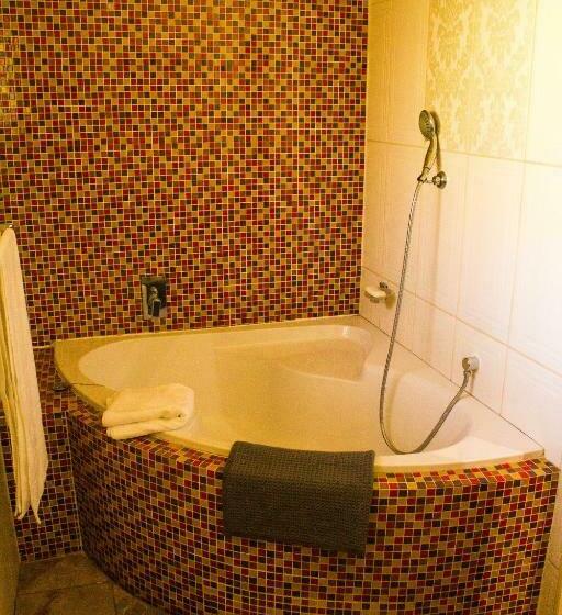 اتاق لوکس, Hidden Gem Art Guesthouse , One Of A Kind