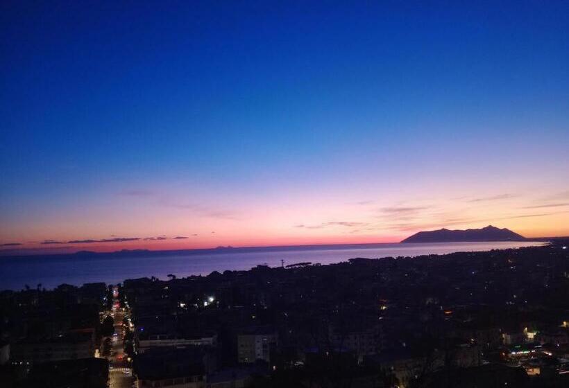 디럭스 룸, Big Mama Jungle Rooms