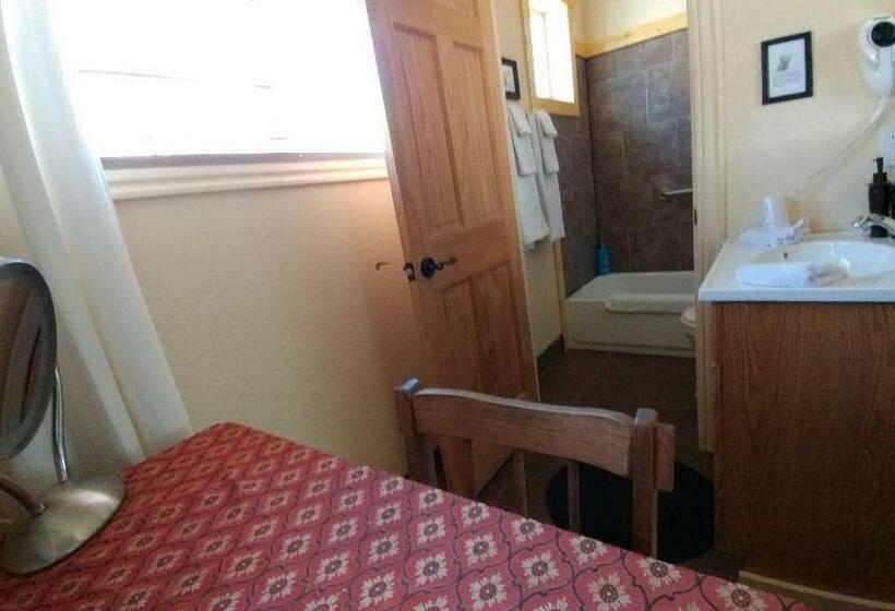 クイーンサイズベッドのスタンダードルーム, Alpaca Inn