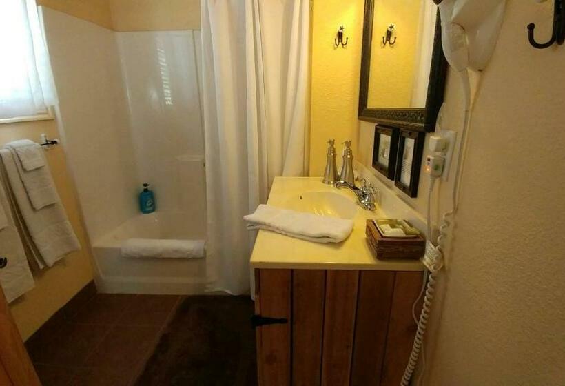 クイーンサイズベッドのスタンダードルーム, Alpaca Inn