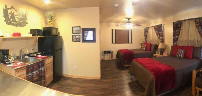 スイート, Alpaca Inn